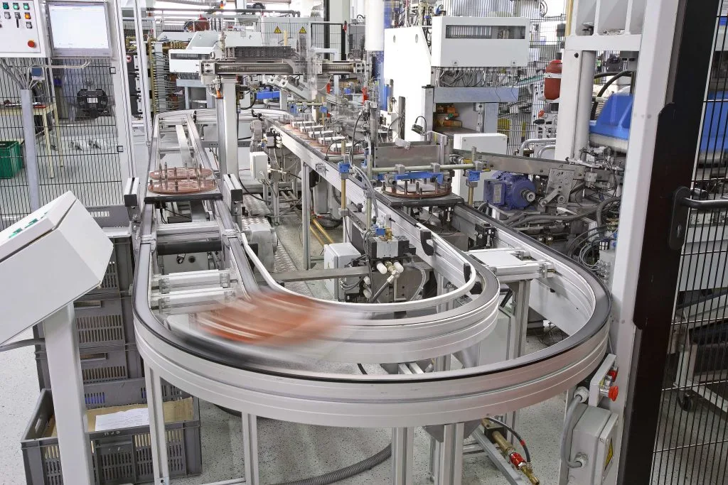 10 nhà sản xuất băng tải pallet hàng đầu 1 Cv2 180 degree flat top chain conveyor curve application - 1
