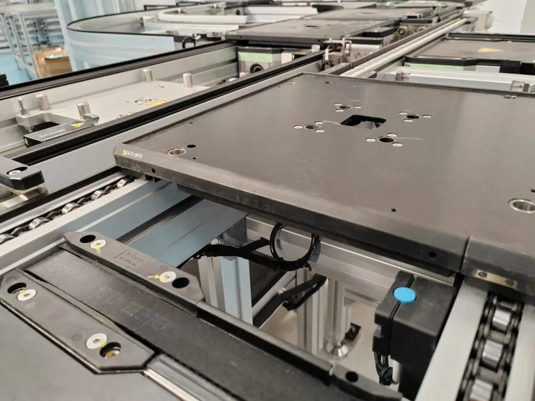 Soporte para sensor de proximidad ZJ U, aplicación a escala 1